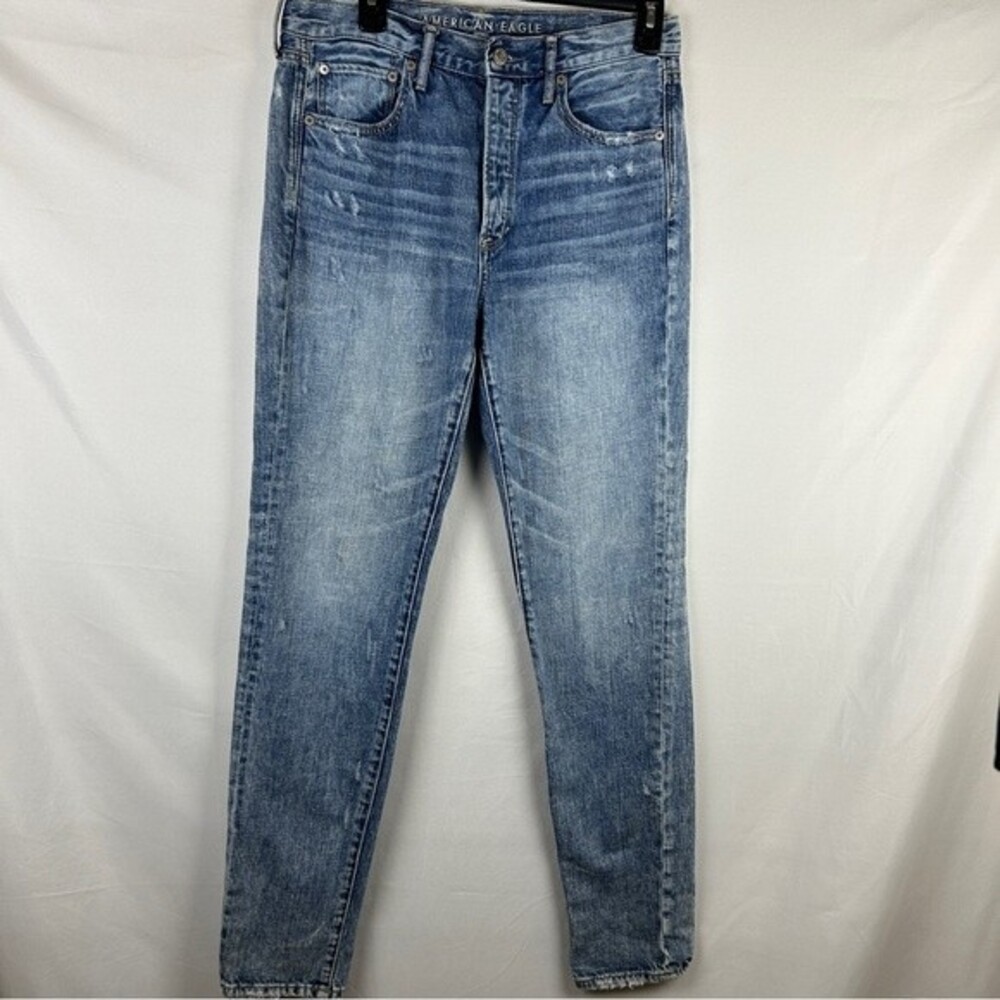 American eagle button fly high rise girlfriend jeans 6L distressed